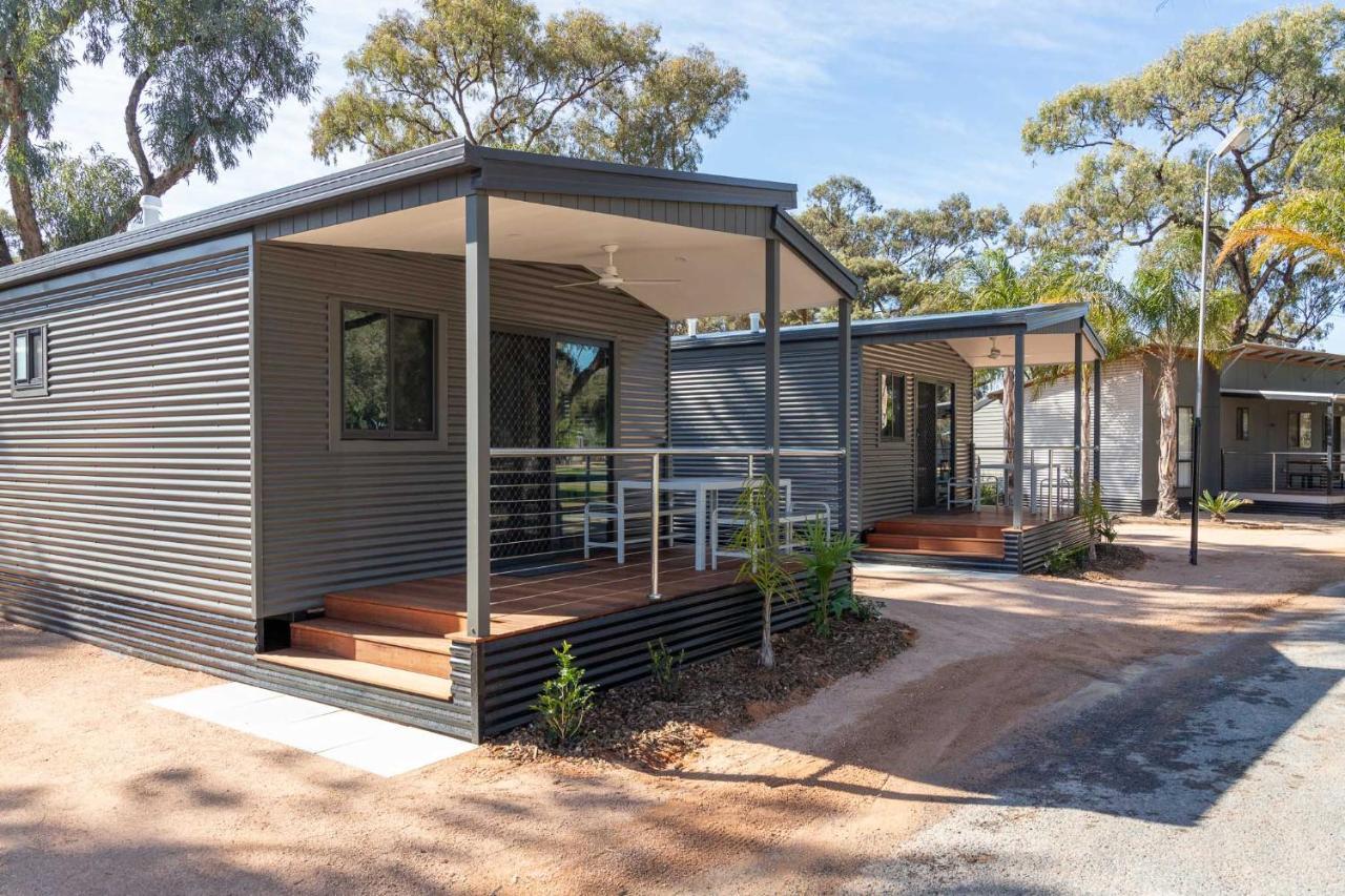 Big4 Renmark Riverfront Holiday Park Экстерьер фото