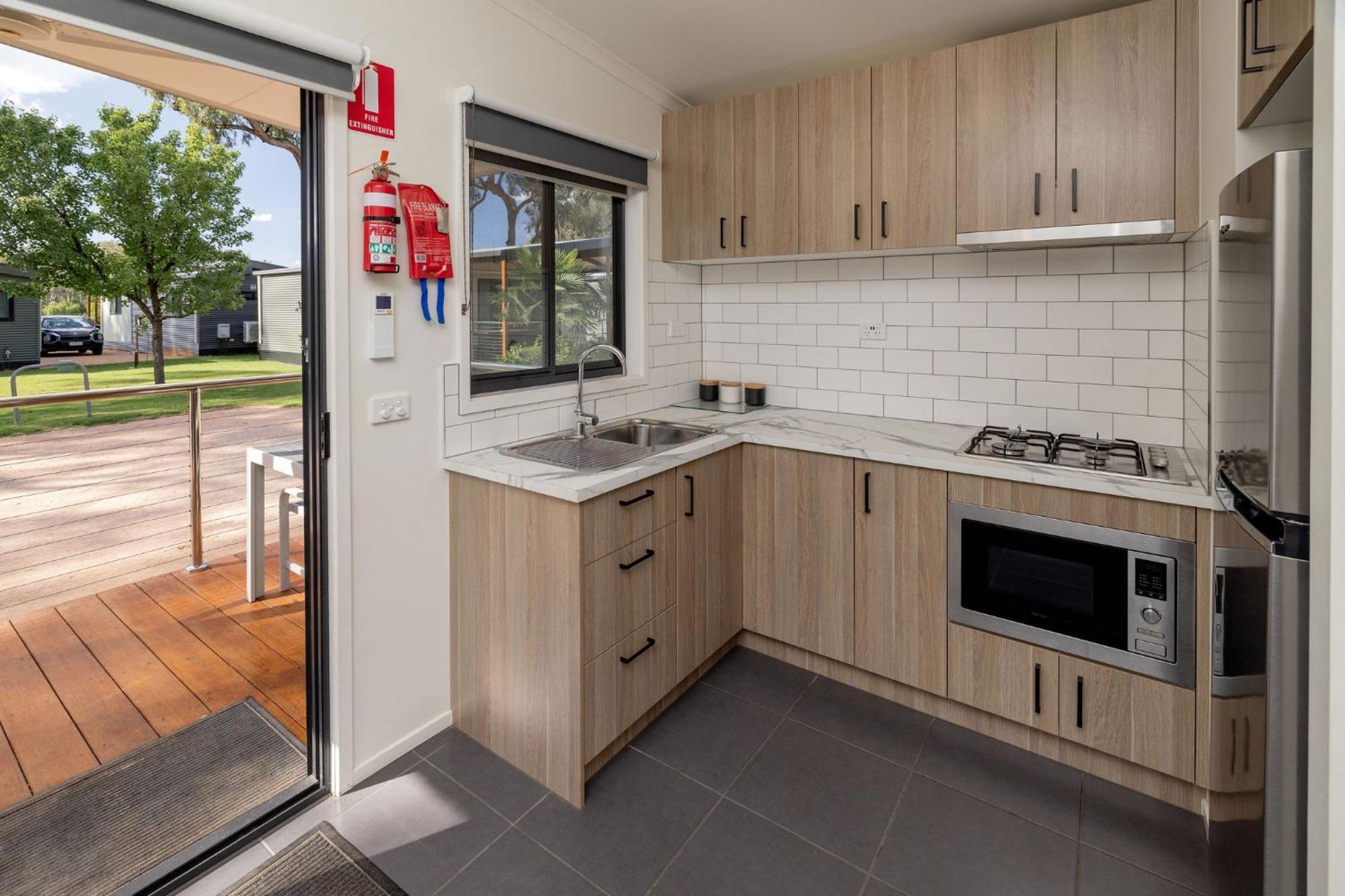 Big4 Renmark Riverfront Holiday Park Экстерьер фото