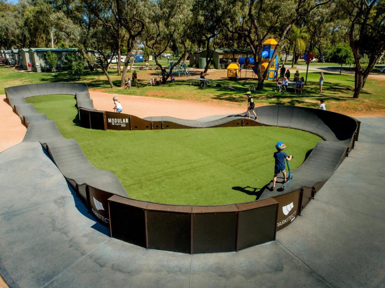 Big4 Renmark Riverfront Holiday Park Экстерьер фото